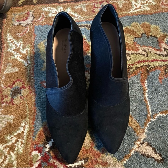 Warsaw Black Heel Booties - Picture 4 of 4